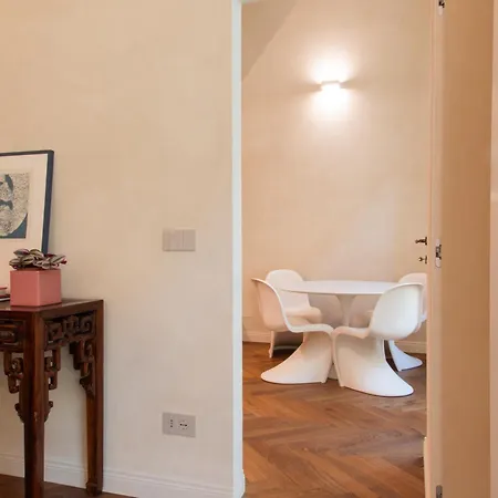 Elegant Historic In The Heart Of
